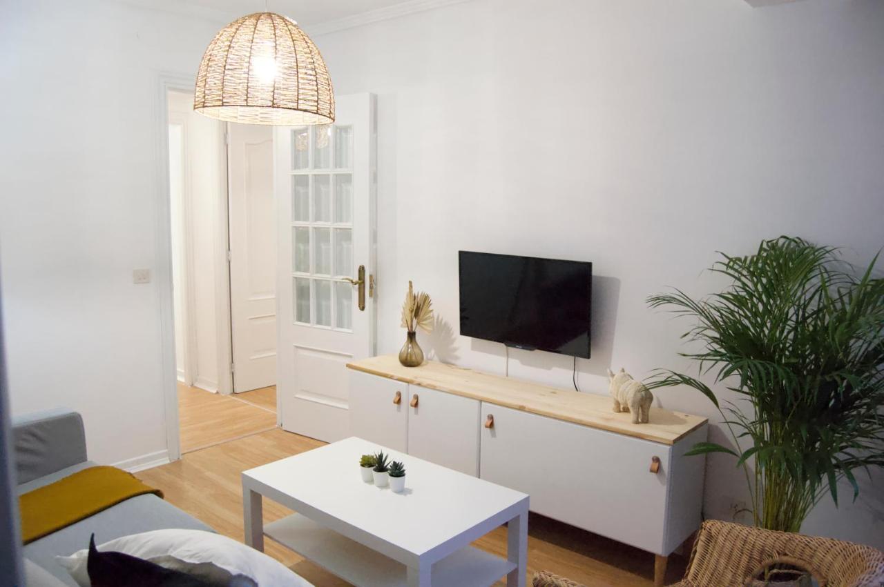 Apartamento Chanteiro I Ferrol Bagian luar foto